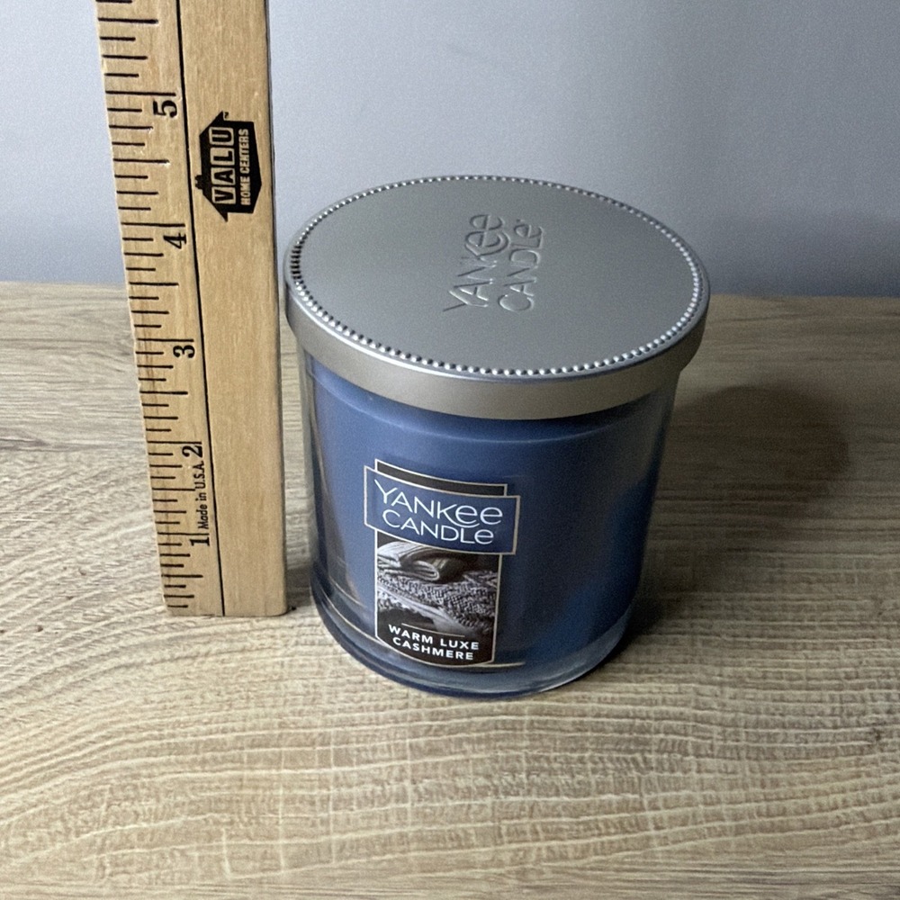 Yankee Candle Warm Luxe‎ Cashmere Blue Single Wick Scented Jar Candle New 7oz - Picture 8 of 8